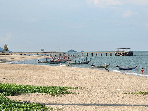 Taxi Hua Hin go to Paknampran Beach