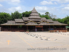 Wat Huay Mongkol Hua Hin