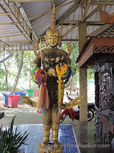 Wat Huay Mongkol Hua Hin